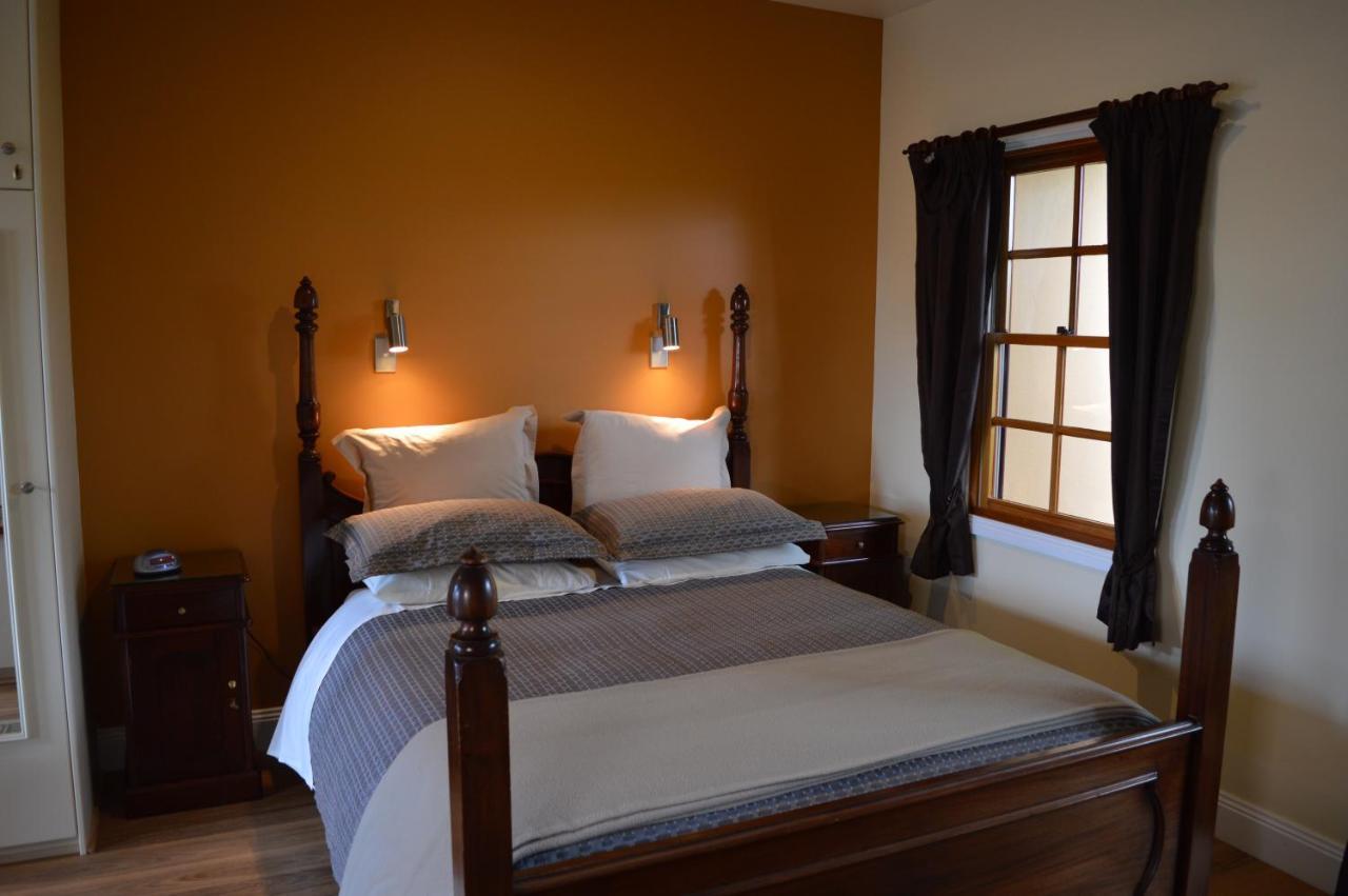 Meredith House Swansea Bagian luar foto