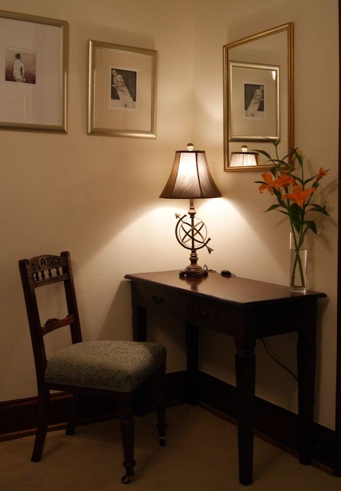 Meredith House Swansea Bagian luar foto