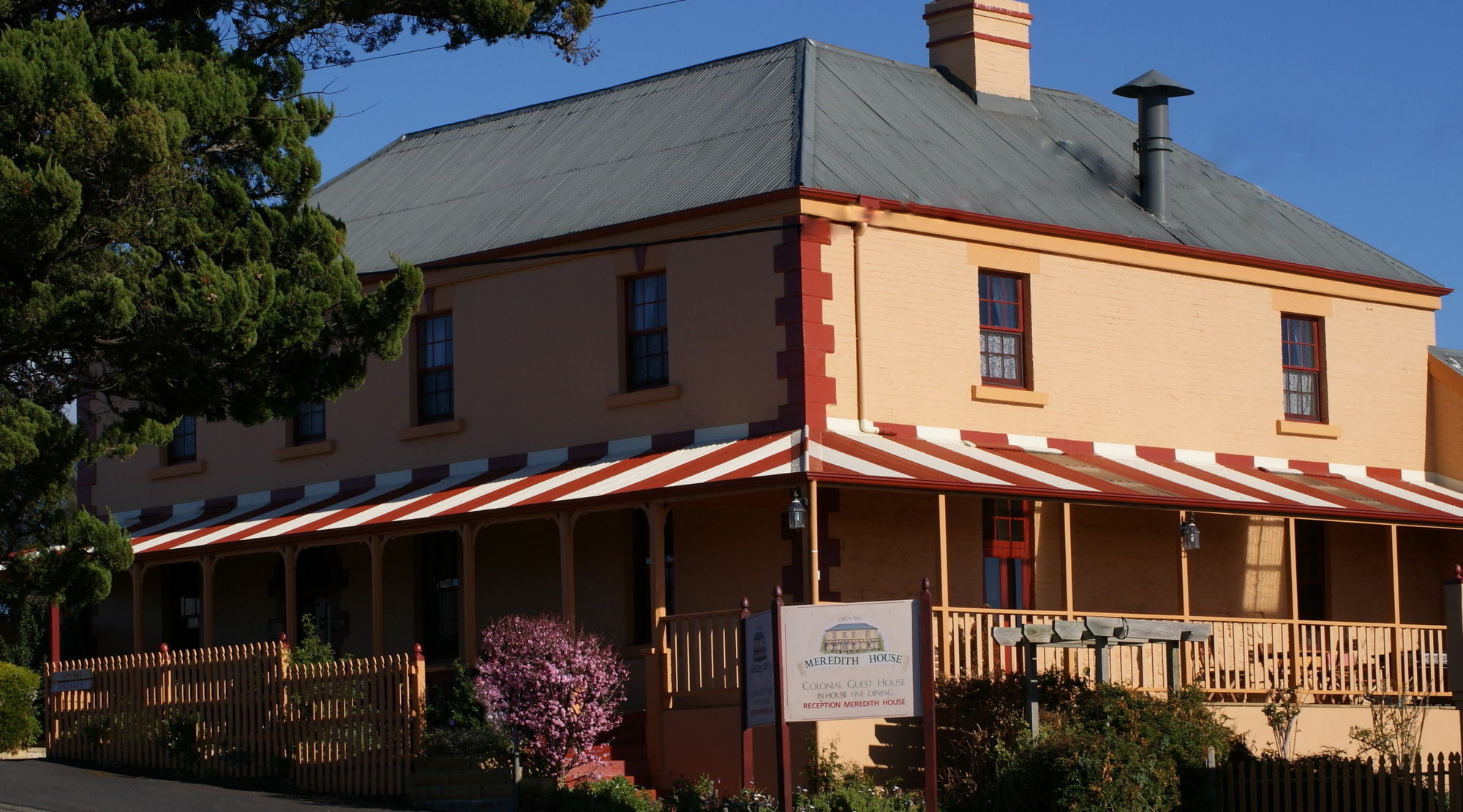 Meredith House Swansea Bagian luar foto